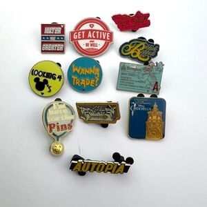 Disney Trading Pins Signs